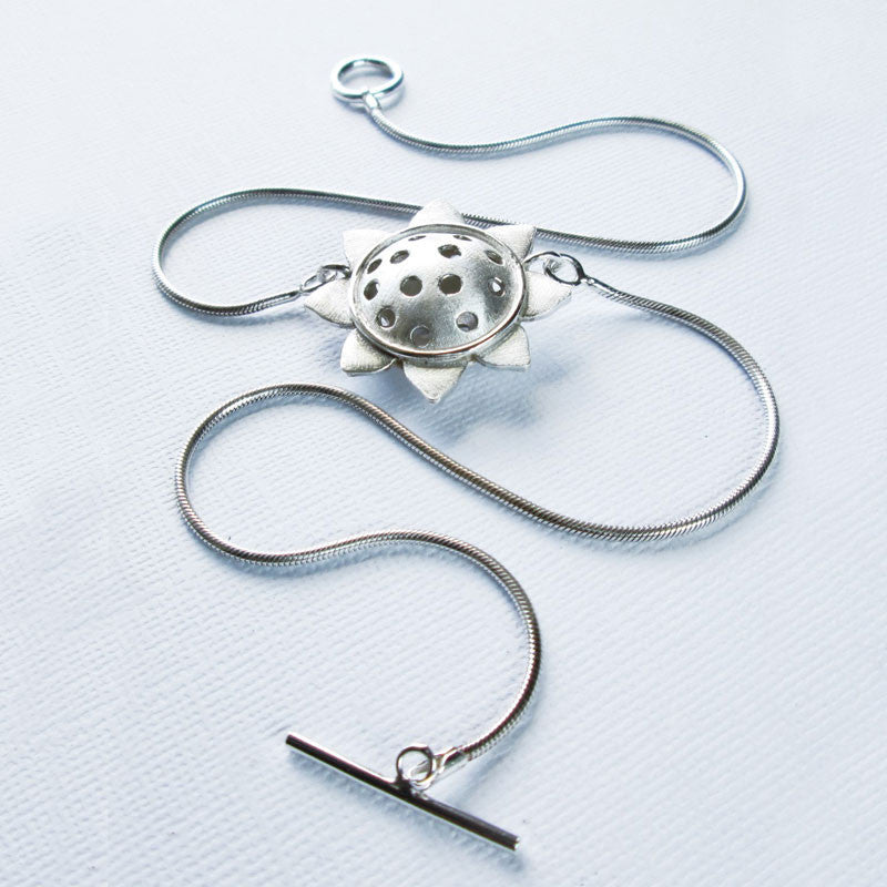 Sunflower Collection Large Reversible Silver Sunflower Necklace